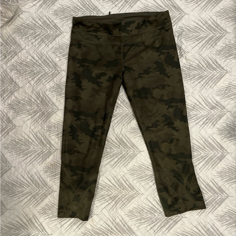 Lululemon Athletica Green Camouflage Leggings